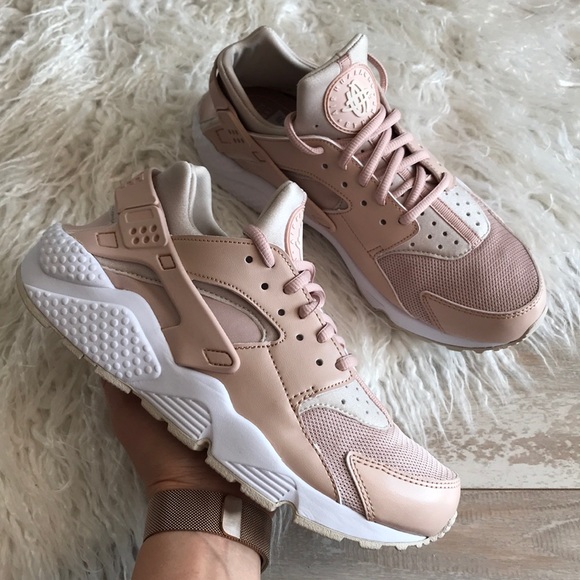 NWT Nike Huarache Run - Picture 3 of 8